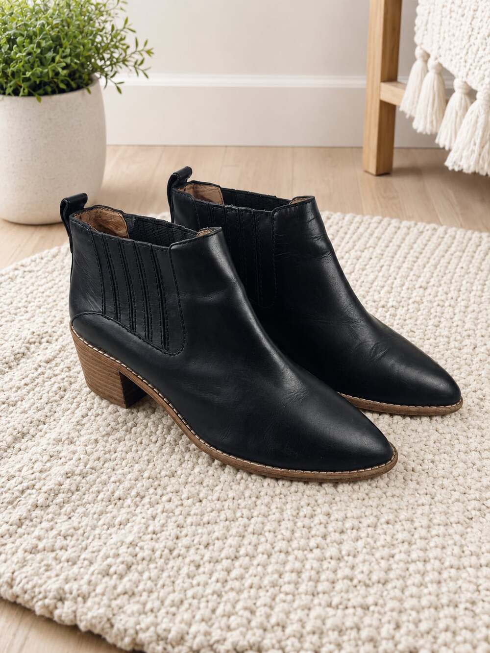 Madewell Bonham Black Leather Chelsea Ankle Booties Block Heel Women’s 7.5